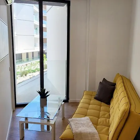 Apartman New Luxury Ocean Front Heart Of Parking Olhão