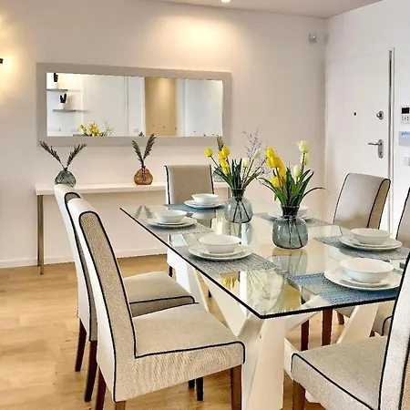 Apartman New Luxury Ocean Front Heart Of Parking Olhão