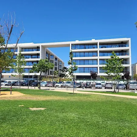 New Luxury Ocean Front Heart Of Parking Olhão