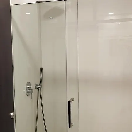 New Luxury Ocean Front Heart Of Parking * Olhão