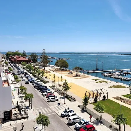 New Luxury Ocean Front Heart Of Parking Olhao