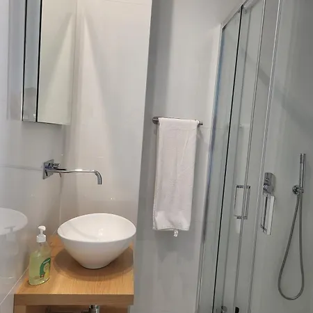 New Luxury Ocean Front Heart Of Parking * Olhão