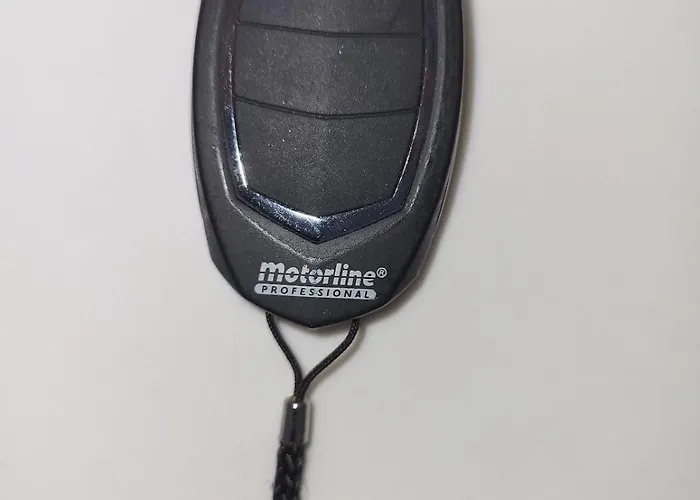 New Luxury Ocean Front Heart Of Parking アパート