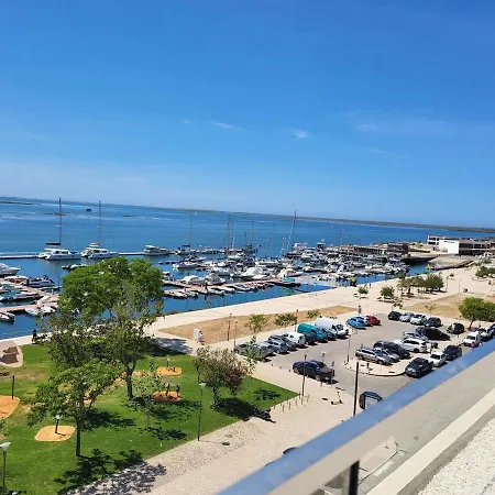 New Luxury Ocean Front Heart Of Parking شقة Olhão