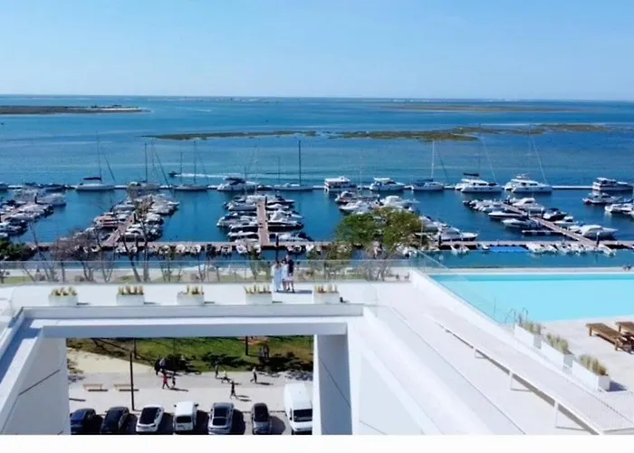 New Luxury Ocean Front Heart Of Parking شقة