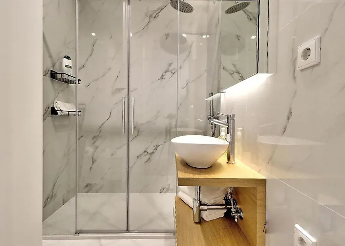 New Luxury Ocean Front Heart Of Parking شقة