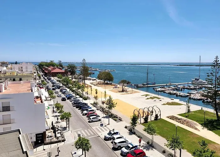 New Luxury Ocean Front Heart Of Parking Olhão