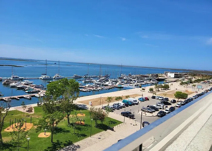 New Luxury Ocean Front Heart Of Parking شقة Olhão